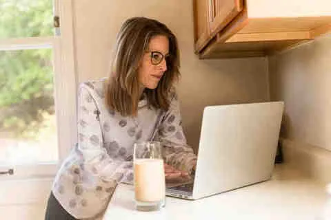 Unlocking the Potential of Online Part-Time Work: From Side Hustle to Full-Time Success